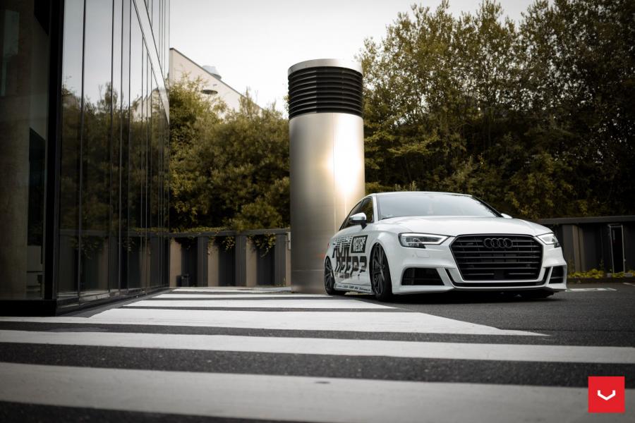  Audi S3 Sedan on Vossen Wheels (VFS10) 2017 года  (фото 10 из 52)